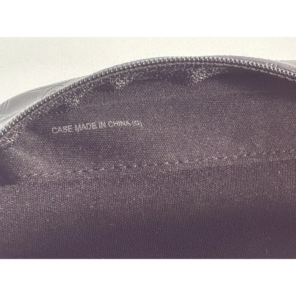 Oakley Soft Side Eyeglass/sunglass Case Black Wrist Strap